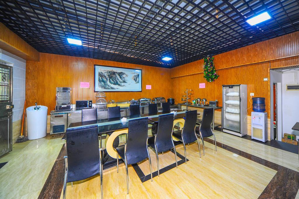 גואנגג'ואו Jiangyue Hotel Zhongshan 8Th Road מראה חיצוני תמונה